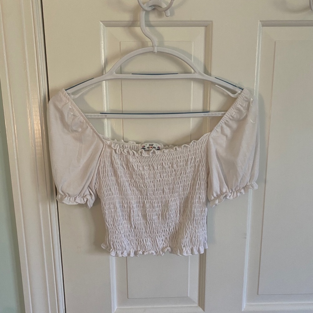 Super cute ruched peasant crop top size medium